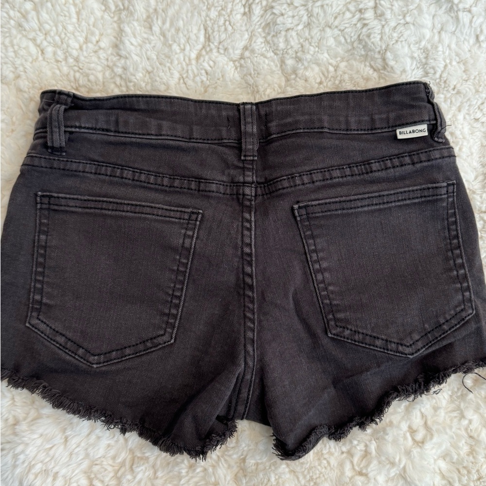 Billabong shorts